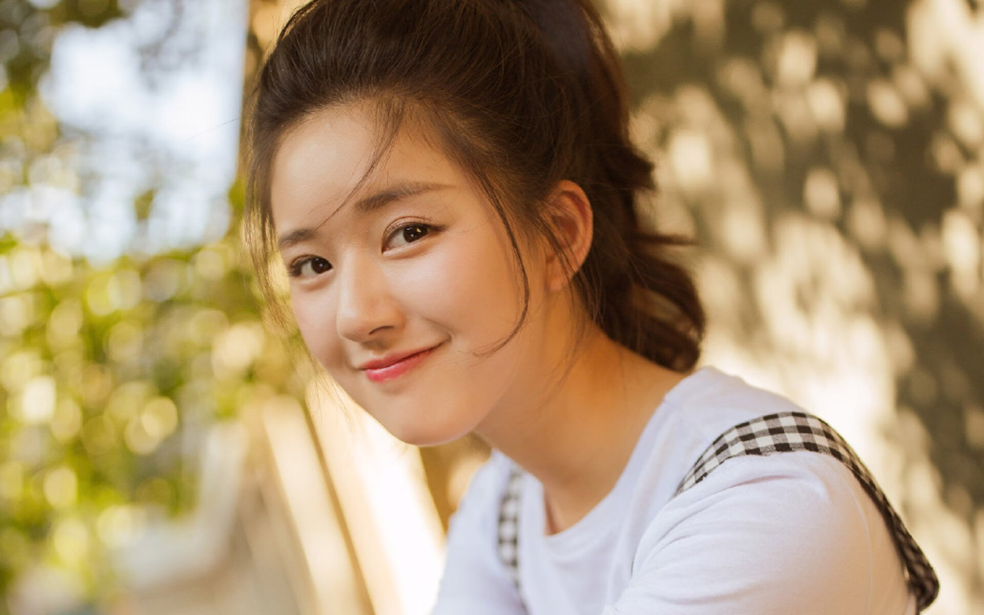 16年后的逆袭暗线，当雄鹿力克掘金，我们才看懂易建联的横漂式胜利