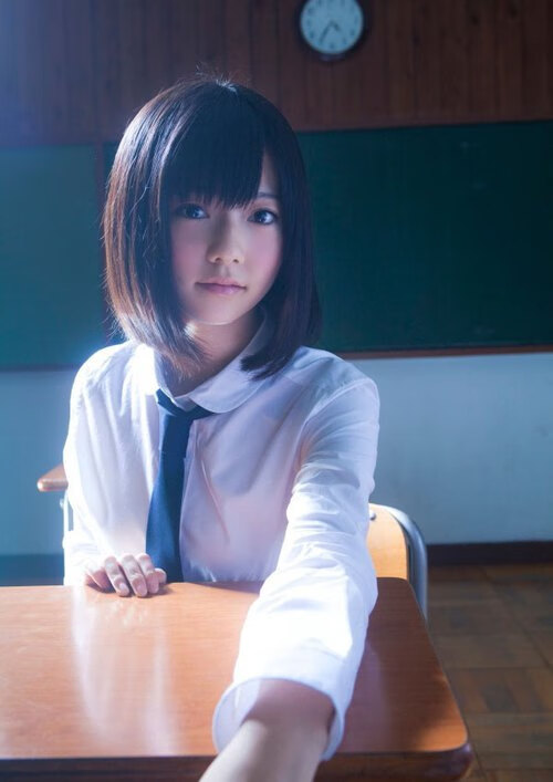 绿茵场上的救赎与征服，范戴克重铸铁闸，瑞士锋刃斩落玻利维亚