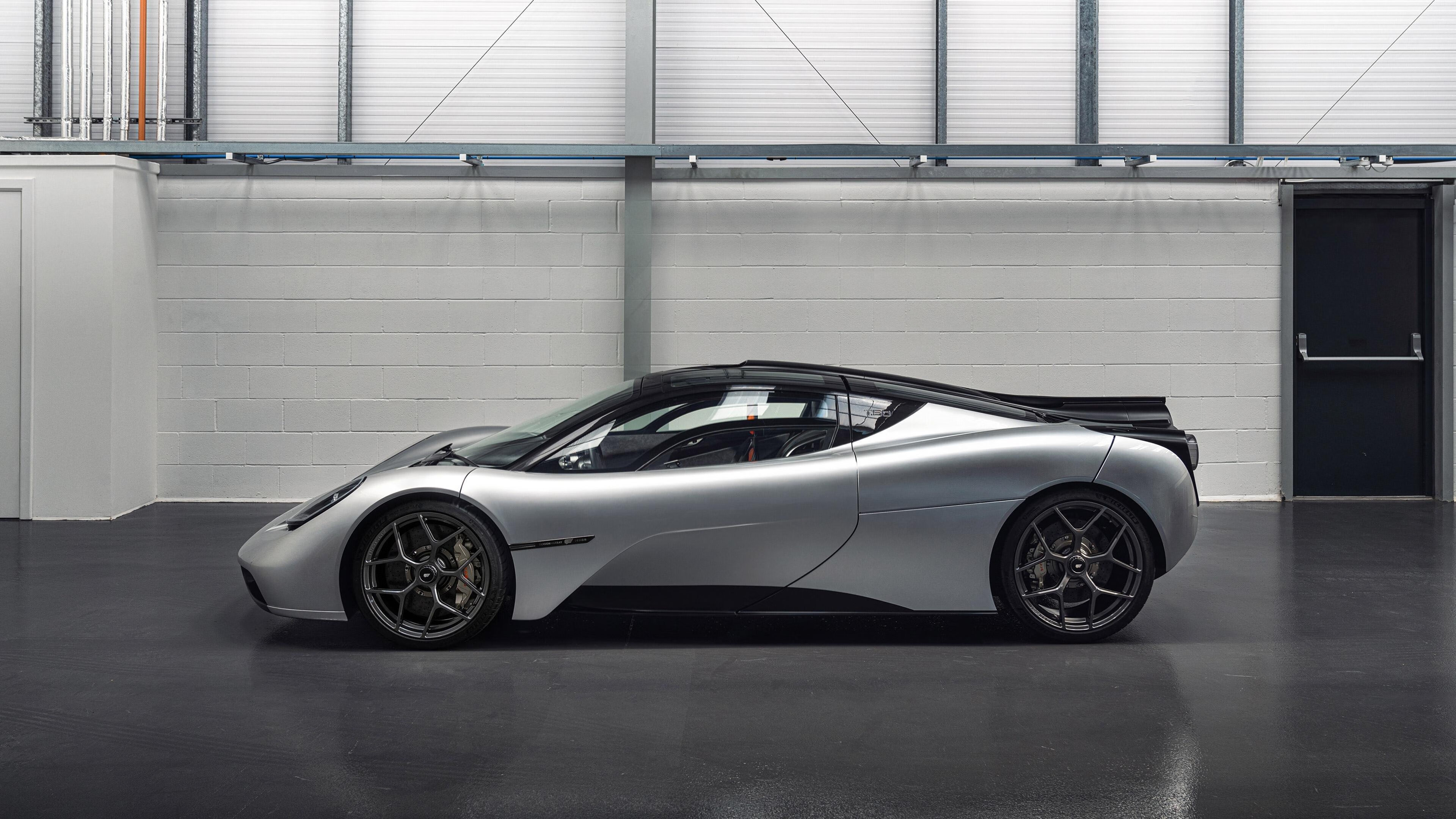 假如戈贝尔身披银黑战袍，马刺对阵勇士的终极防守想象