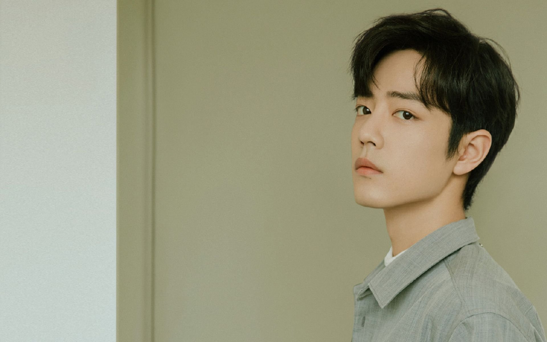 魔影突围，欧文在雄鹿双面围城下的无解独舞