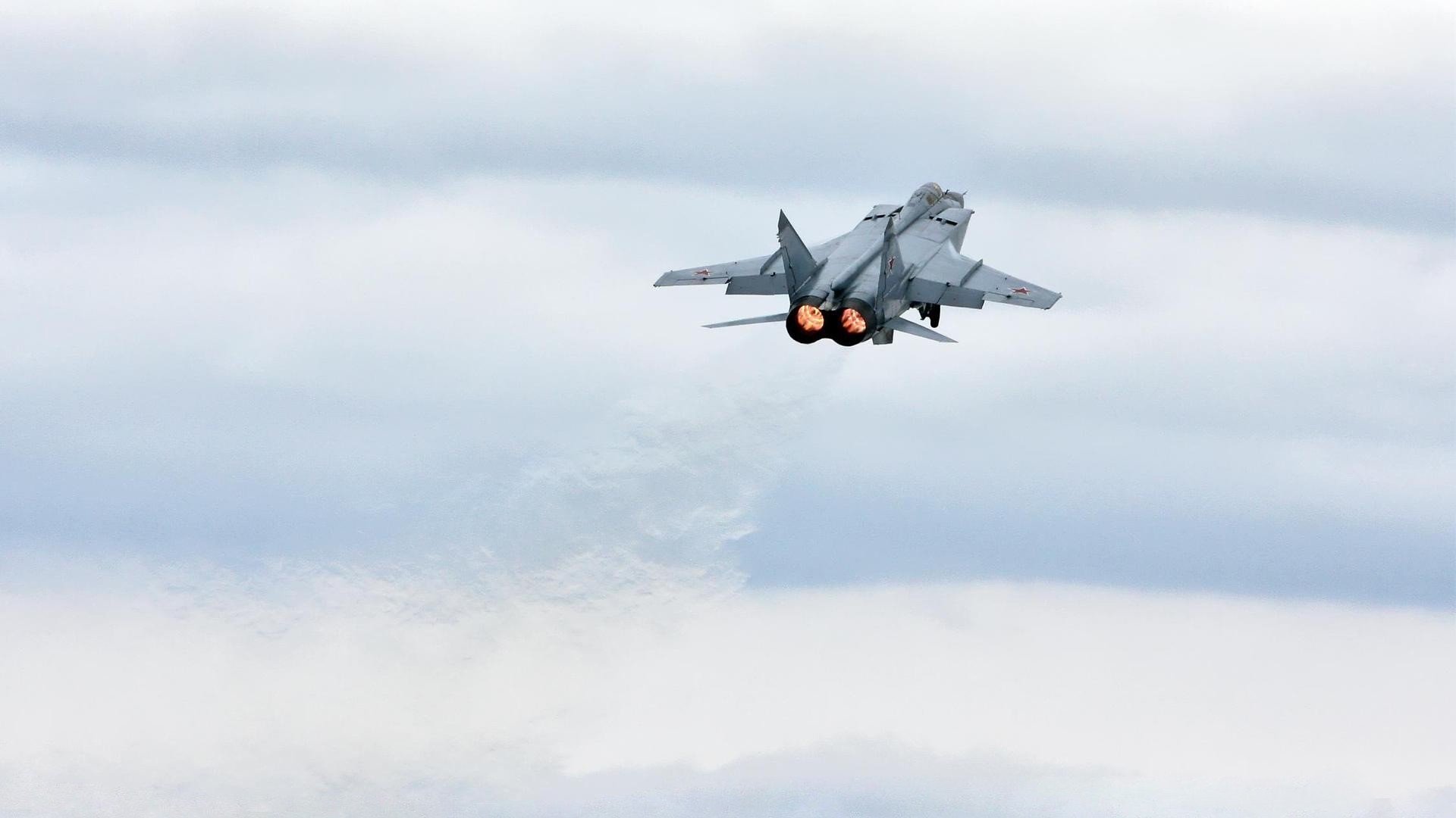 绿茵场上的交响诗，迪马利亚在美洲与欧洲的十字路口奏响完美独奏