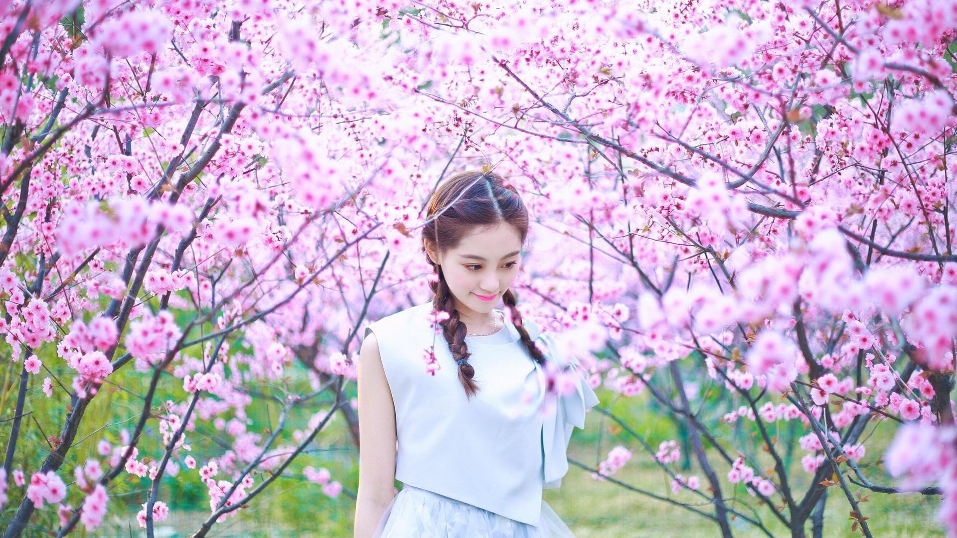 终场哨响前的狂欢，萨内绝杀点燃马竞，米兰城夜色黯然